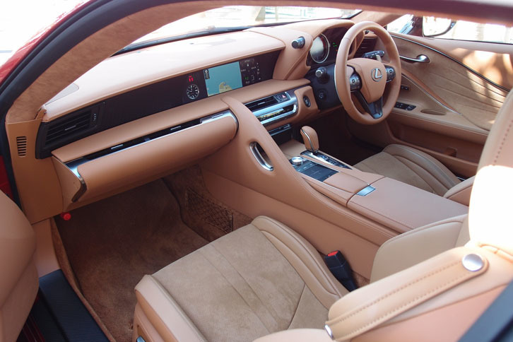 レクサスLC500（インテリア）
