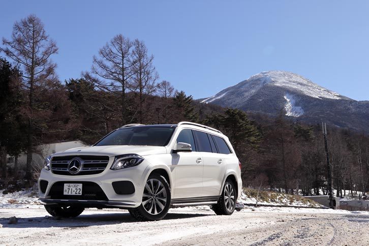 ADASも抜かりなし。「レーダーセーフティパッケージ」や360度カメラシステムなどの安全運転支援システムが備わる。