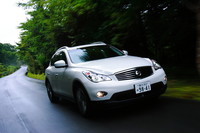 日産スカイラインクロスオーバー370GT Type P／370GT FOUR Type P【試乗速報】