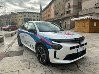 今回はランチアの最新状況を。写真はデカールが施された現行型「イプシロン」。フロントフードに“HF”と記されているがノーマル仕様である。2025年1月撮影。