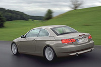 新「BMW 3シリーズ・カブリオレ」、電動ハードトップ採用の画像