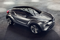 トヨタ、5ドア仕様のC-HRコンセプトを公開【フランクフルトショー2015】の画像