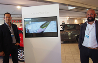 オプションパーツの豊富さを示すビデオも用意して、お待ちしてます。