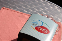 バールのナプキン立て。経年と共にレアものに？