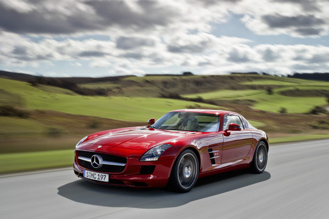 メルセデス・ベンツ SLS AMG