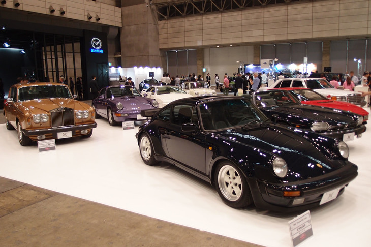 はらモータースのブースの様子。