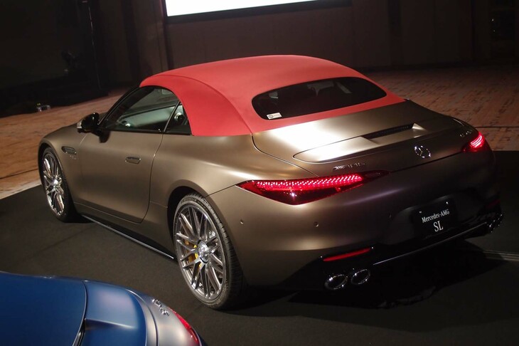 メルセデスAMG SL43