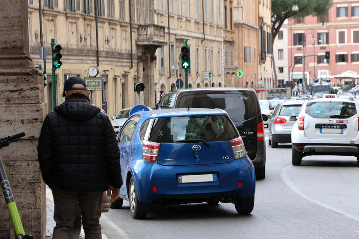 スマートと比較すると絶対的少数派であるものの、「トヨタiQ」もどっこい生きている。早くも生産終了後7年が経過した。