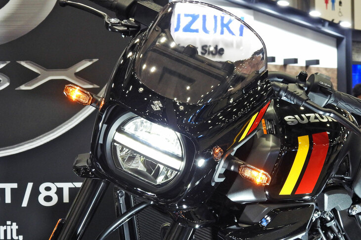 スズキGSX-8TT