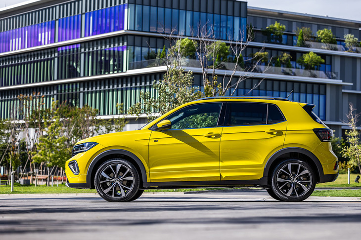 フォルクスワーゲンTクロスTSI Rライン