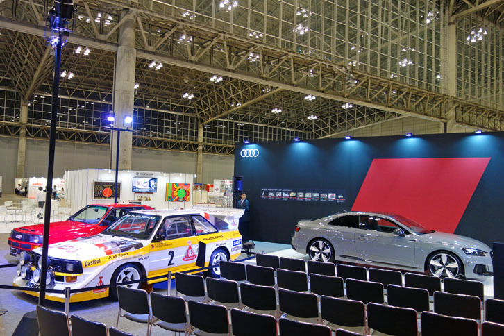 アウディブースの様子。