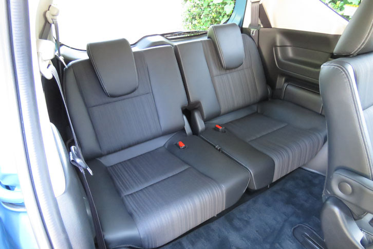 ホンダ・フリードハイブリッドEX（3列目シート）