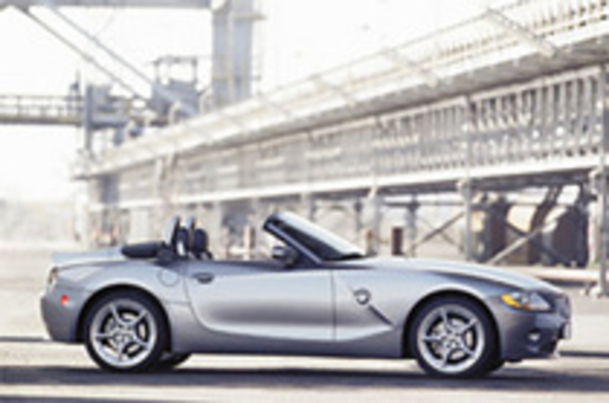BMW Z4 ロードスター ソフトトップ ベージュ 熱線付きガラス E85 BMW Z4 ロードスター ソフトトップ ベージュ 熱線付きガラス E85