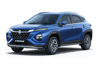 “新ジャンルのSUV”をうたう、スズキのコンパクトSUV「フロンクス」（写真）が、現行型「エスクード」と入れ替えにラインナップされるとのうわさもある。同モデルのボディーサイズは全長3995mm×全幅1765mm×全高1550mmで、エンジンは1.2リッターガソリンまたはマイルドハイブリッド機構搭載の1リッターガソリンターボ。