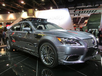 CESに展示された、トヨタの市街地向け自動運転実験車両。