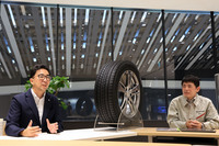 最近は雪国でも暖かい日があったり、都市部を突然ドカ雪が襲ったりと、過去にあまり例のない気象も増えている。ブリヂストンでは、そういう事態に遭遇しても“安心・安全”を提供できることを重視し、スタッドレスタイヤを開発しているのだ。