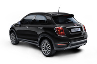 「フィアット500X」に都会的でモダンな限定車登場の画像