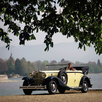 ダイムラーが所有している、マイバッハの象徴として使用している1932年「DS8ツェッペリン」。重厚なソフトトップを備えたコンバーチブルだ。