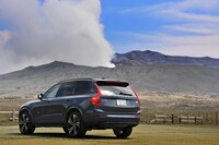 ボルボXC90リチャージ アルティメットT8 AWDプラグインハイブリッド