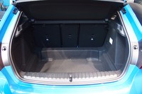 新型「1シリーズ」の荷室容量は、先代モデル比で＋20リッターの380リッター。