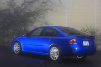 スバル・レガシィB4 tuned by STI（4WD/5AT）【ブリーフテスト】の画像