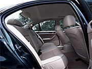 BMW330iセダン(5AT)【ブリーフテスト】の画像