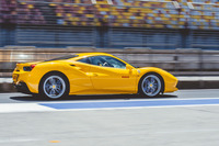 フェラーリは「488GTB」（写真）のほか、「F12TDF」と「GTC4ルッソ」も新型「ピレリP ZERO」を純正承認している。