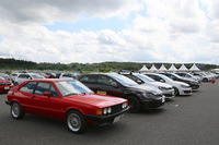 こちらは「T」クラスの駐車場。1981年式の「シロッコGTE」が来場者の視線を集めていた。