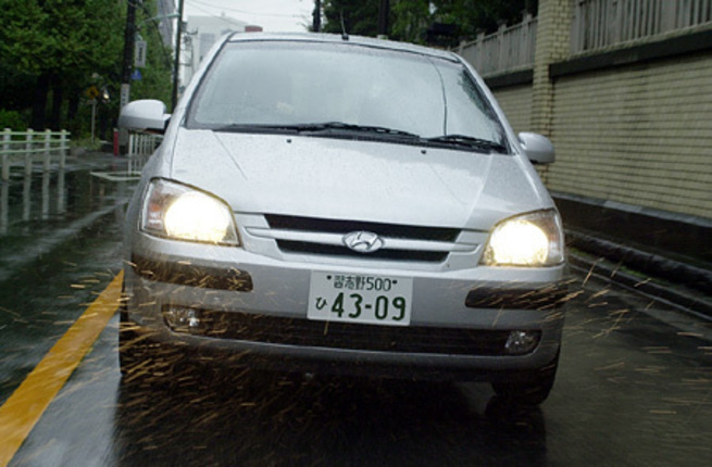 【スペック】全長×全幅×全高＝3810×1665×1495mm/ホイールベース＝2455mm/車重＝1070kg/駆動方式＝FF/1.3リッター直4SOHC12バルブ（82ps/5500rpm、11.9kgm/3000rpm）/車両本体価格＝109.8万円（テスト車＝135.8万円）