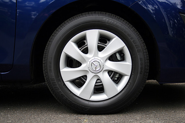 マツダ・アクセラスポーツ 15C／20S 内装・外装など20枚 【画像・写真