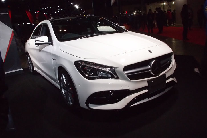 メルセデスAMG CLA45 4MATIC