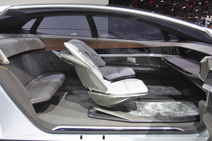 アウディ・アイコン（インテリア）