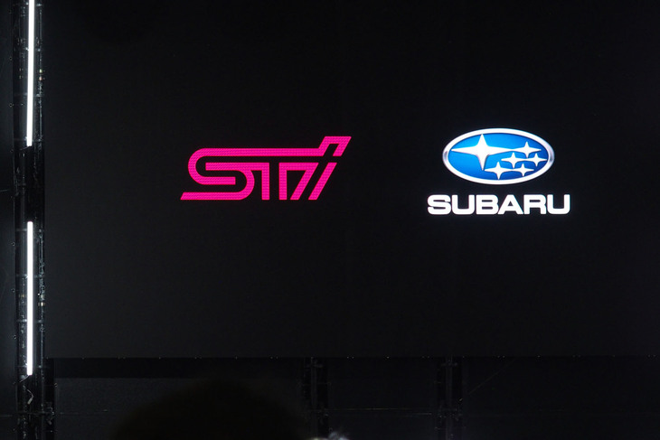 スバルブースの様子。