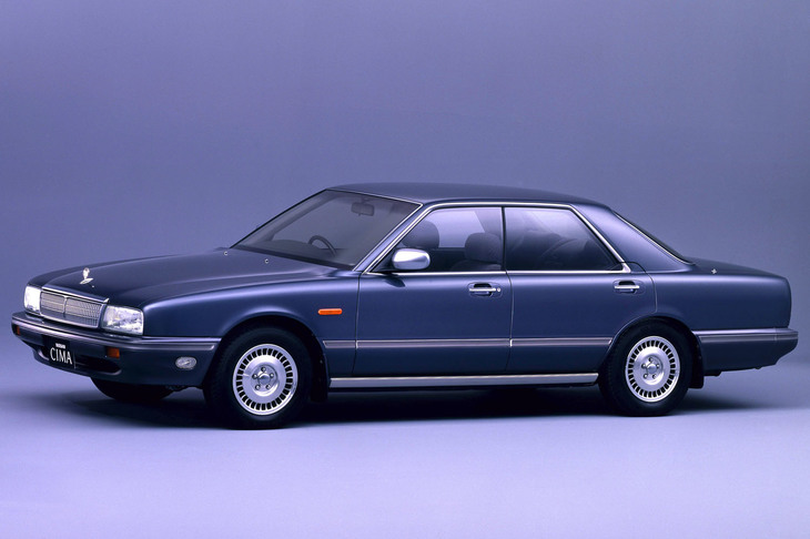 「日産セドリック シーマ」。3ナンバー専用サイズに、当時多くのドライバーが豊かな時代への夢を託した。