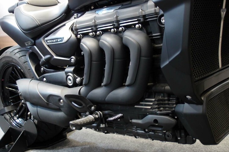 トライアンフ・ロケット3 Rブラック