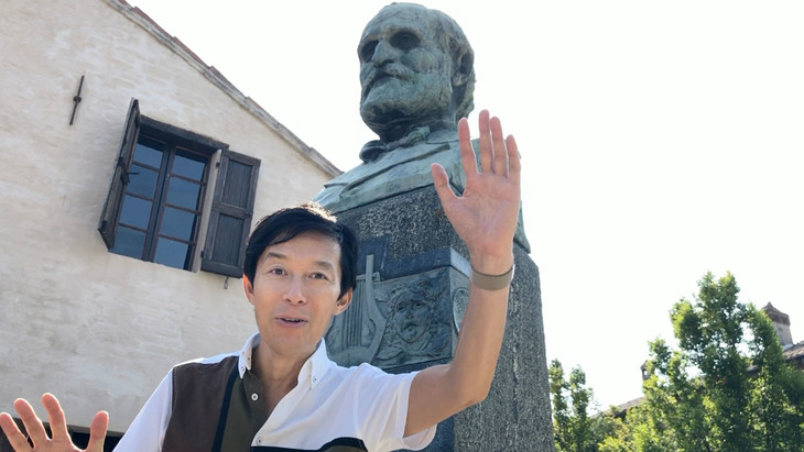 動画から。パルマ県ブッセート村レ・ロンコレに今も残る作曲家ジュゼッペ・ヴェルディの生家。