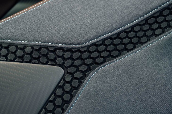 ランボルギーニ・ランザドール（シート表皮）