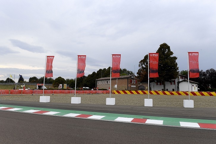 コンクールデレガンスの様子。