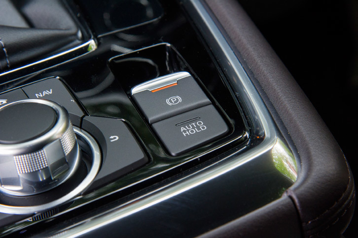 マツダCX-8 XD Lパッケージ（センターコンソール）