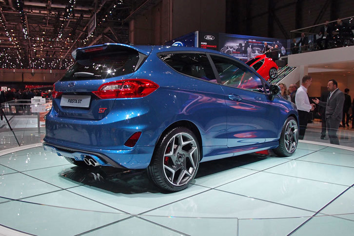 フォード・フィエスタST