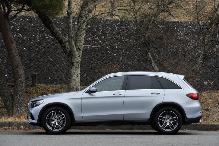 ボディーサイズは、全長×全幅×全高＝4670×1890×1645mm。メルセデスのSUVとしては、2番目にコンパクトなモデルとなる。