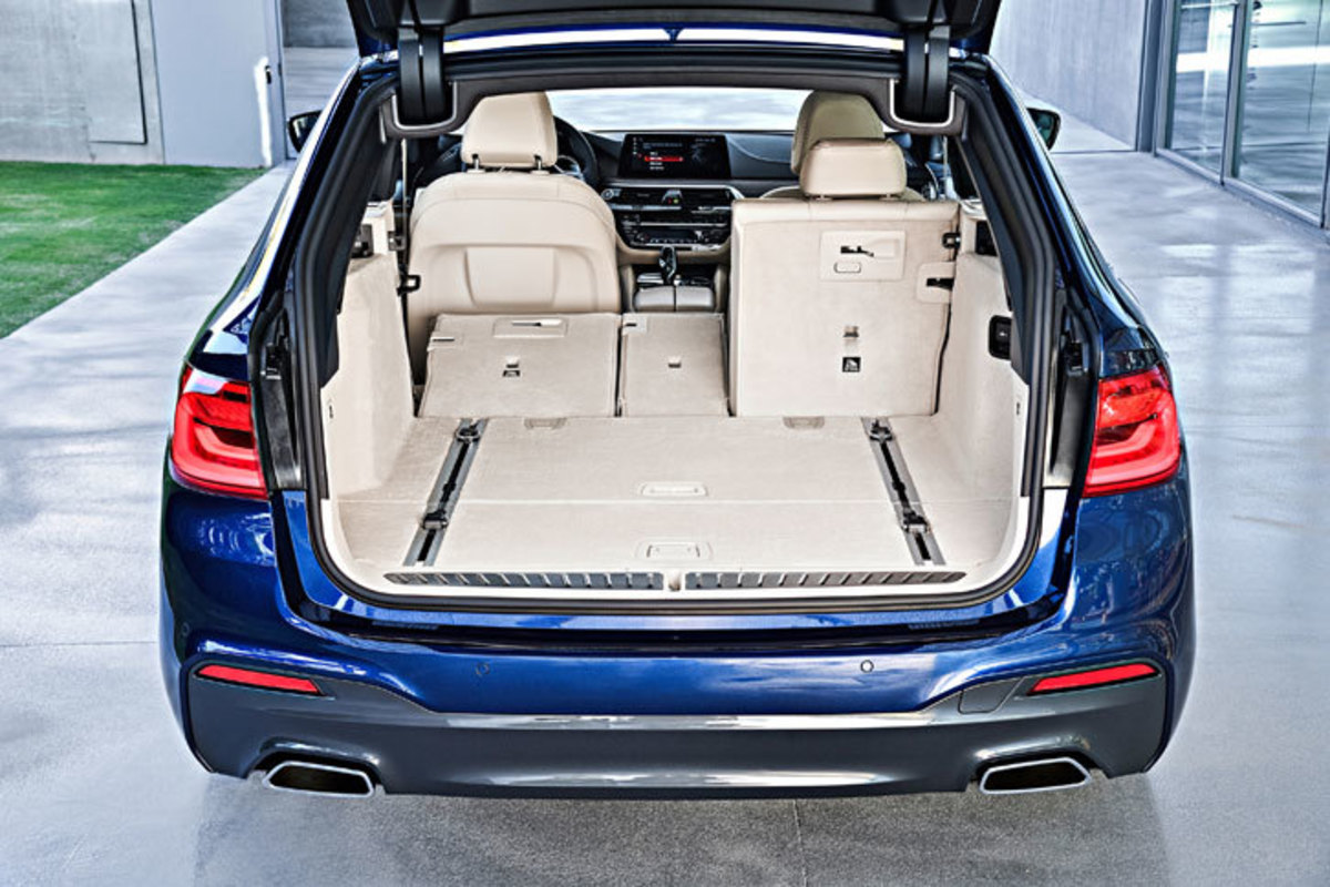  5シリーズ　ラゲッジ BMWが新型「5シリーズ ツーリング」を発売 【ニュース】 - webCG