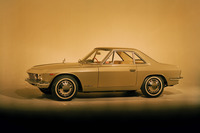 「フェアレディ1600」とコンポーネンツを共有するスペシャリティークーペとして1965年にデビューした初代「シルビア」。既に2つのラインナップを持っていることもあり、新しいスポーツカーの開発に反対する社内の声は大きかった。