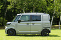 スズキからオシャレな軽商用車「スペーシア ベース」登場の画像