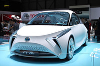 47.6km/リッターの「トヨタFT-Bh」出展【ジュネーブショー2012】