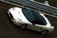 「NSXタイプR」の受注は1995年9月をもっていったん終了となるが、2002年5月に固定式ランプのIV型をベースとした「NSX-R」として復活している。