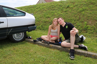 「CX」は手頃な値段であることもあって、ヤングタイマー車を愛する若いファンも。マキシム君は20歳。「ソファが走りだしたようで、快適よ」とガールフレンドもご満悦。