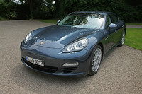 「ポルシェ・パナメーラディーゼル」