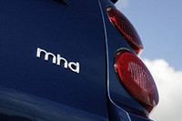 「スマートフォーツー」にアイドリングストップモデル追加の画像