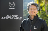 新型「ロードスター」の開発主査を担当する、マツダの山本修弘氏。
    